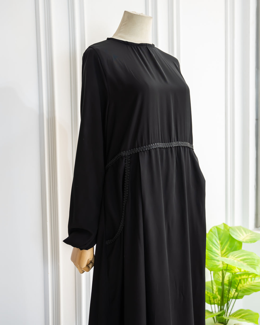 Bayaan Abaya (بَيَان)